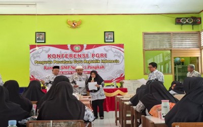 Konferensi PGRI SMP N 2 Pangkah: Pergantian Pengurus Ranting Masa Bakti 2025