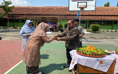 Rayakan HUT ke-41, SMPN 2 Pangkah Padukan Semangat Wirausaha dan Budaya