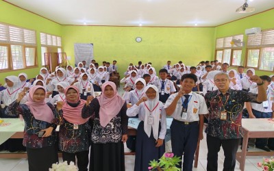 LDK Bentuk Siswa Sehat, Cerdas, dan Berakhlak di SMPN 2 Pangkah